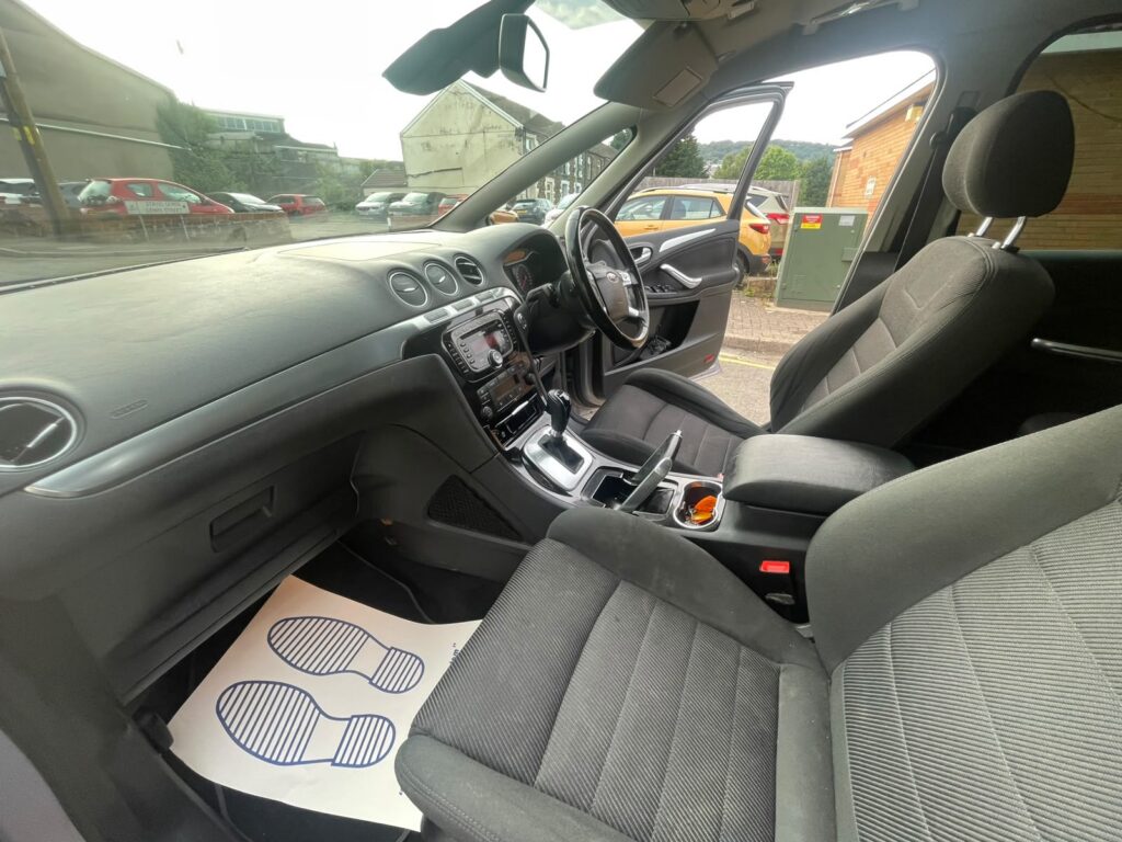 Ford S-MAX 2.0 2011