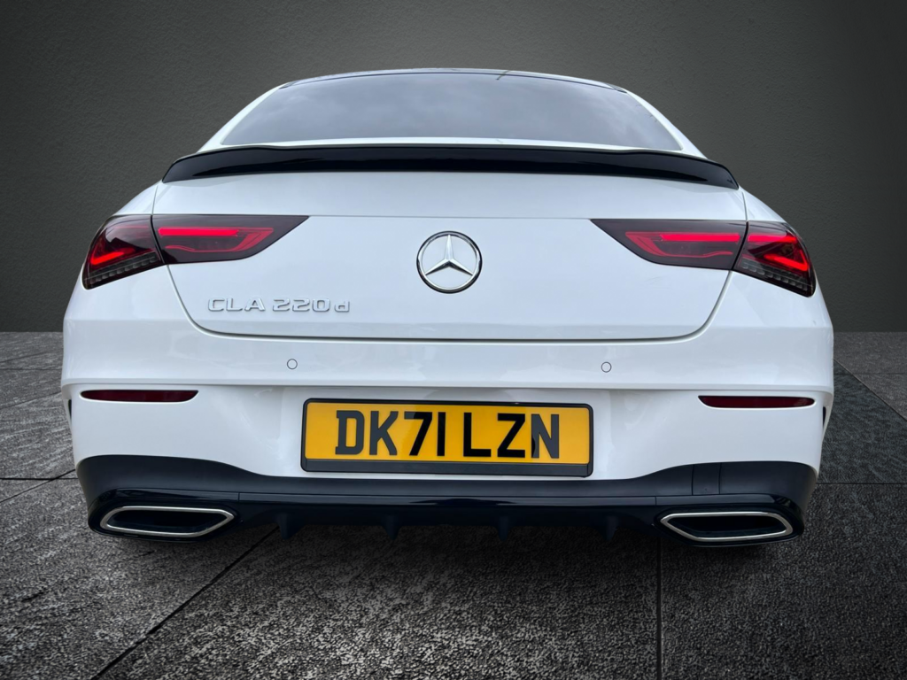 Mercedes-Benz CLA 2.0 2021