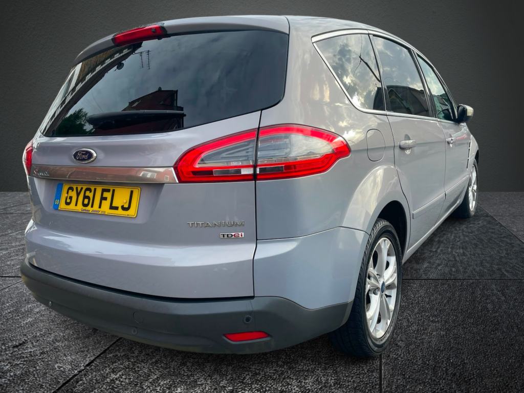 Ford S-MAX 2.0 2011