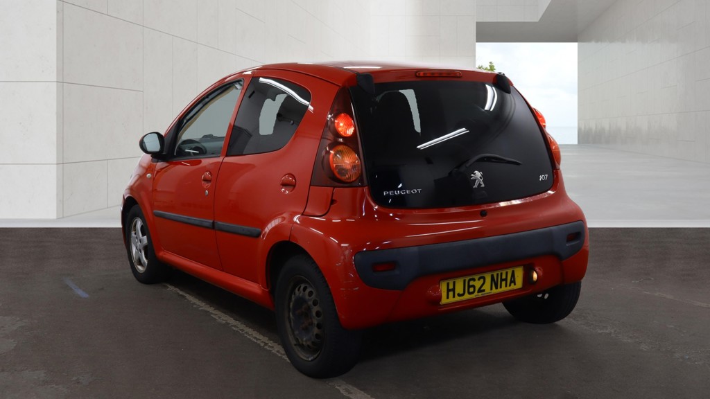Peugeot 107 1.0 2012