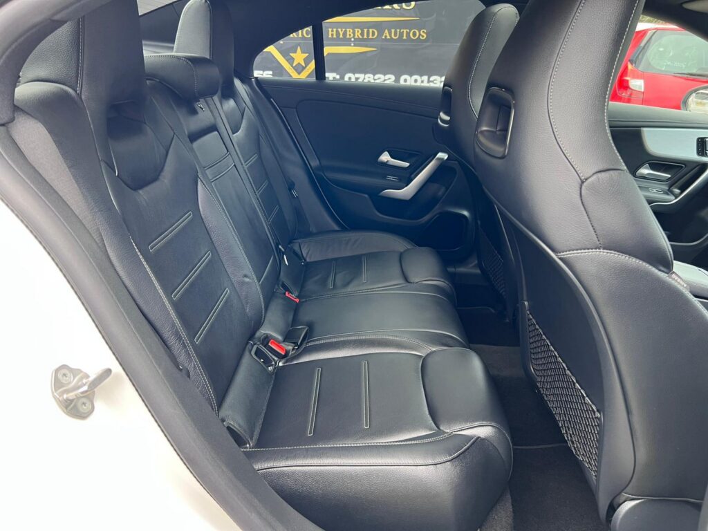 Mercedes-Benz CLA 2.0 2021