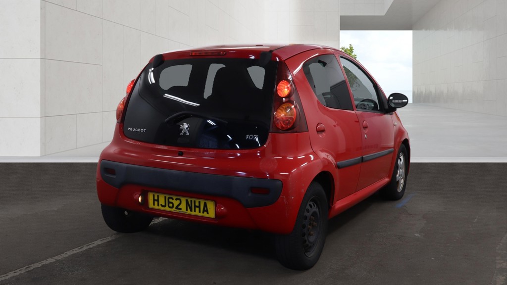 Peugeot 107 1.0 2012