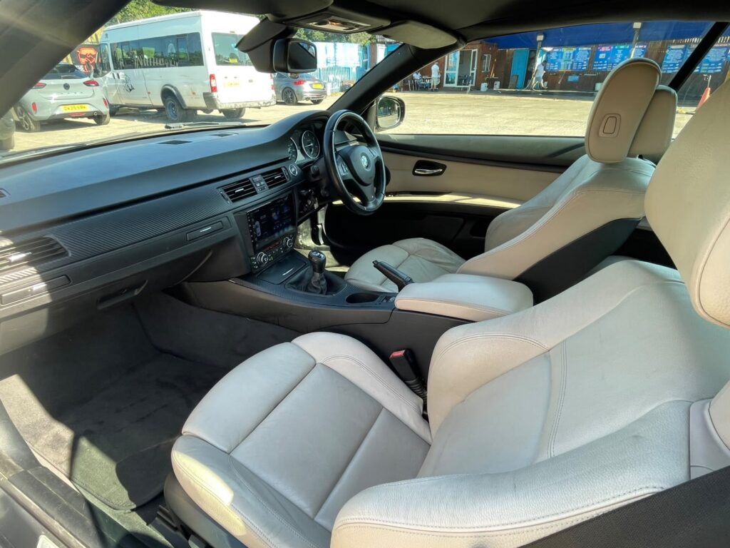 BMW 3 Series 2.0 2012
