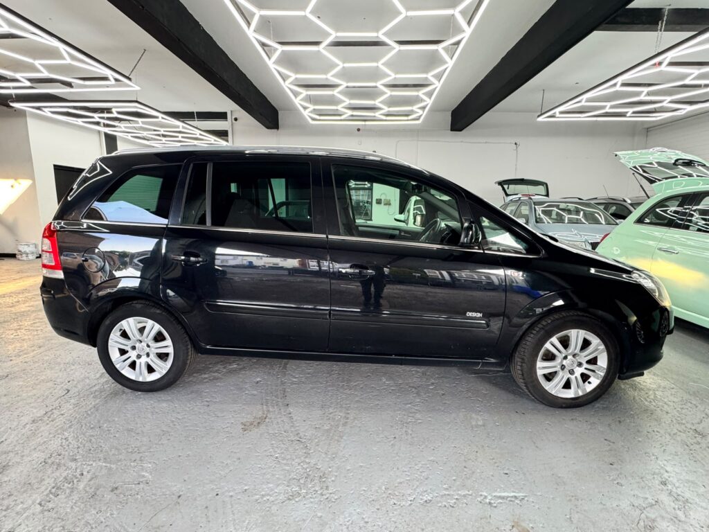 Vauxhall Zafira 1.7 2012