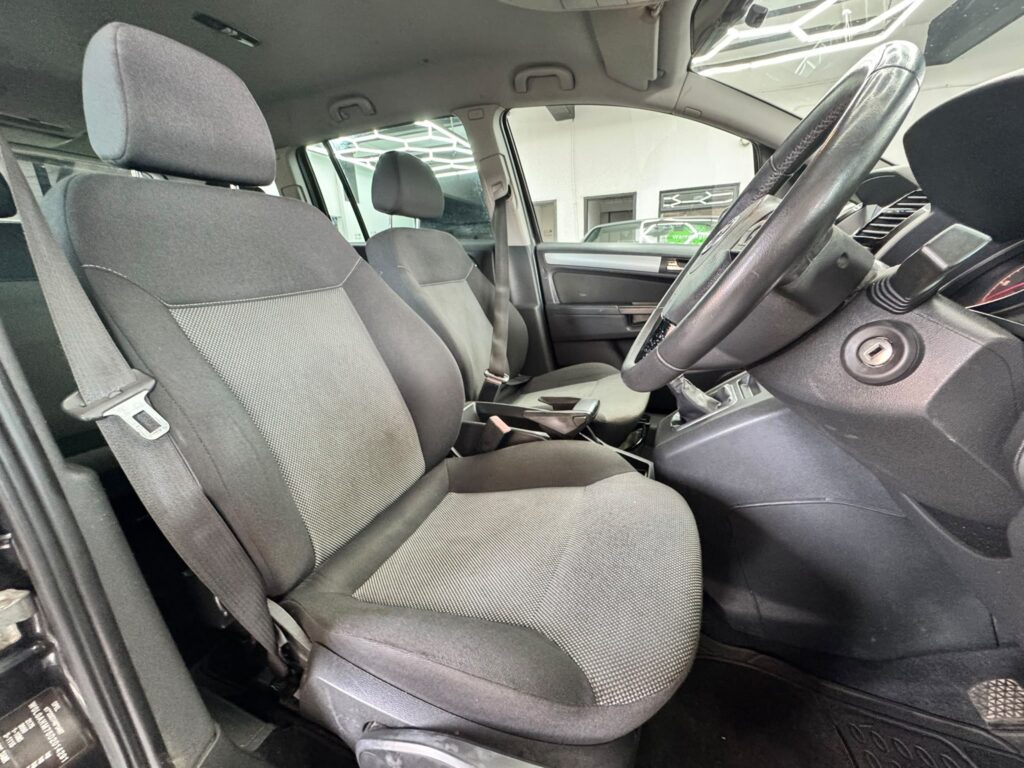 Vauxhall Zafira 1.7 2012