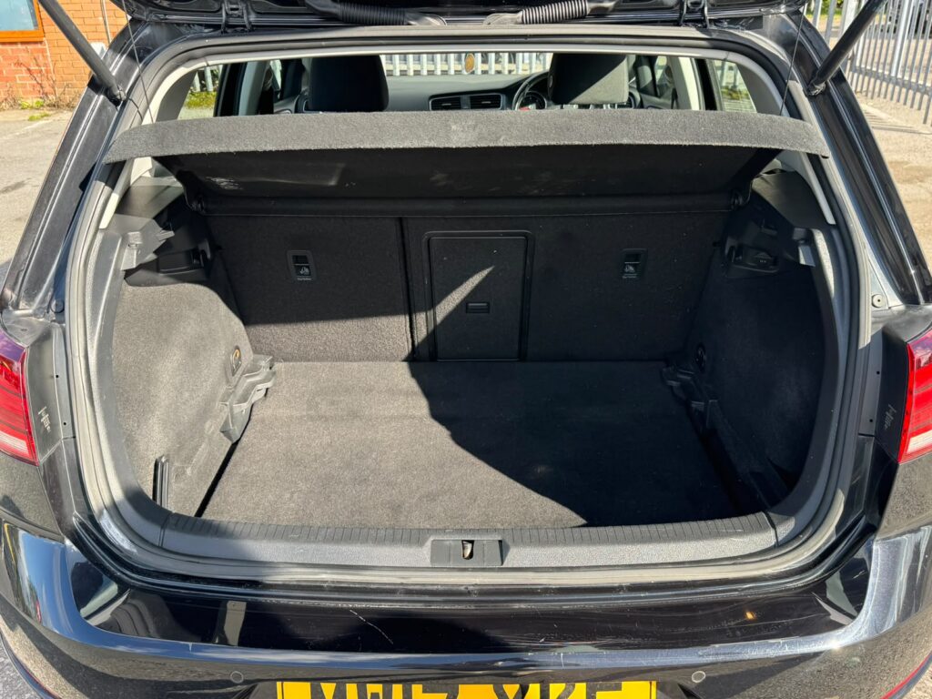 Volkswagen Golf 1.6 2017