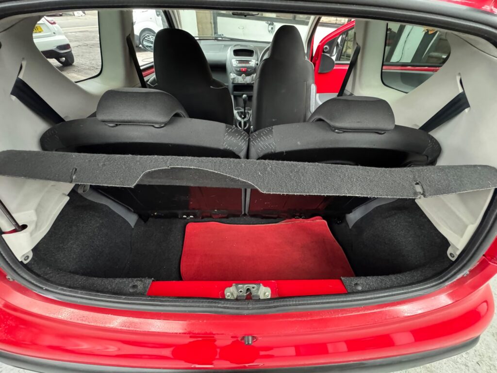 Peugeot 107 1.0 2011