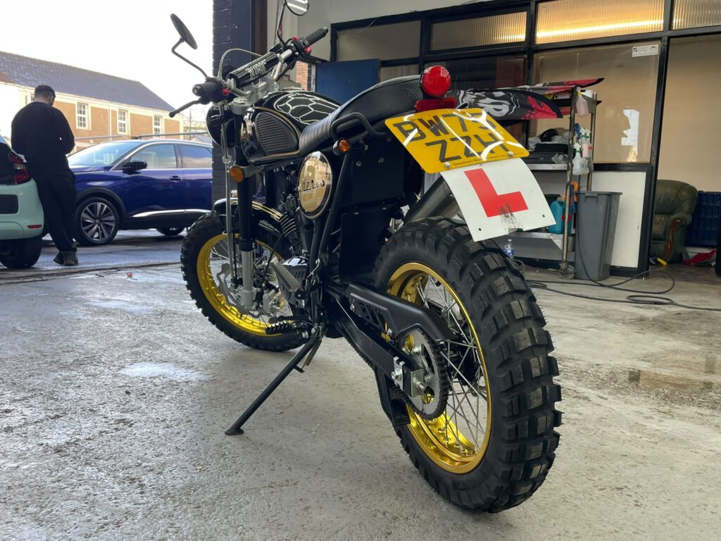 BLUROC MOTORCYCLES HERO 0.125 2026